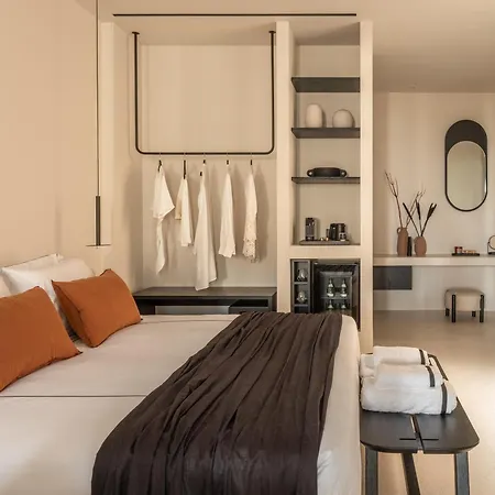 Hotel Enorme Eos Santorini