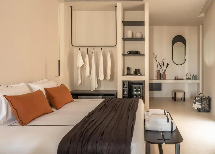 Hotel Enorme Eos Santorini