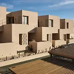 Hotel Enorme Eos Santorini