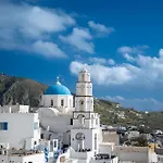 Enorme Eos Santorini Pýrgos