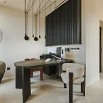 Enorme Eos Santorini Hotel