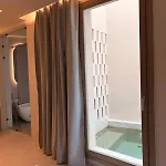 Enorme Eos Santorini Pýrgos
