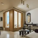 Enorme Eos Santorini Hotel