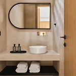 Enorme Eos Santorini Hotel 4*