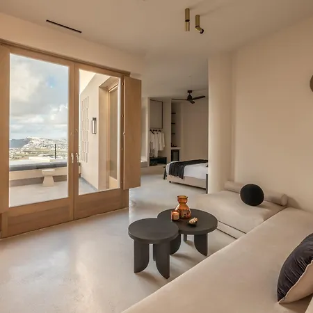 Enorme Eos Santorini 4*