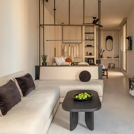 Enorme Eos Santorini Hotell