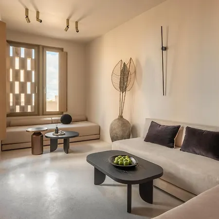 Enorme Eos Santorini Hotell