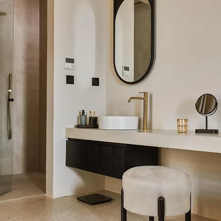 Enorme Eos Santorini - Adults Only Hotel