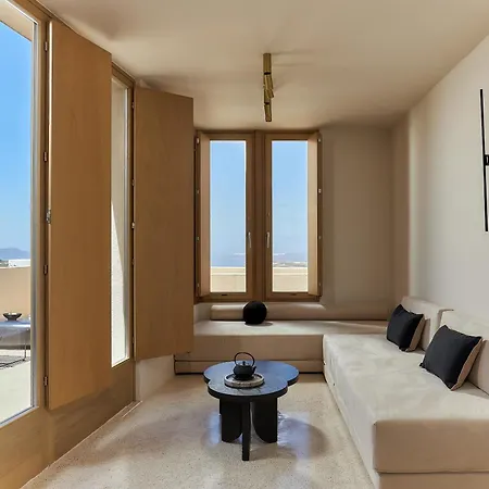 Enorme Eos Santorini - Adults Only Hotel