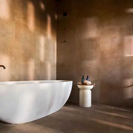 Hotel Enorme Eos Santorini - Adults Only Pýrgos