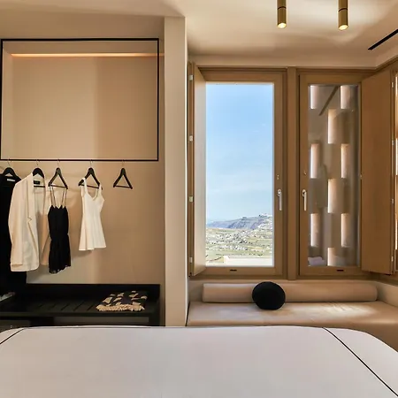 Enorme Eos Santorini - Adults Only