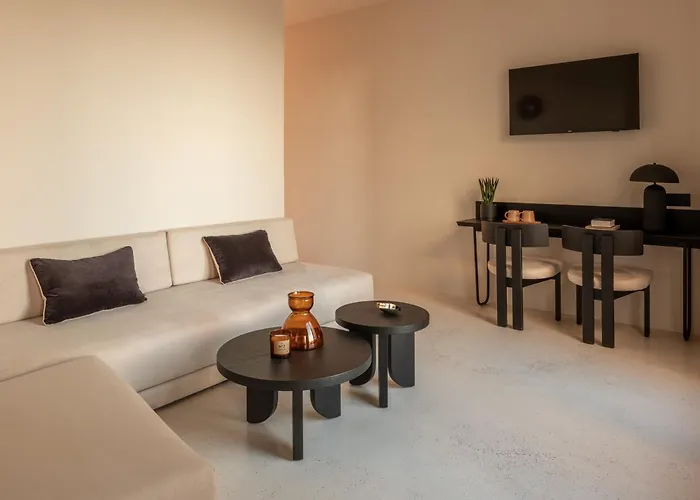 Enorme Eos Santorini Hotell Pýrgos