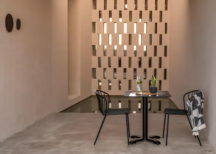 Enorme Eos Santorini Hotell 4*