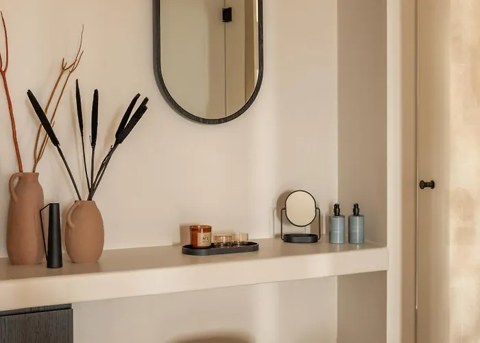 Enorme Eos Santorini Hotel 4*